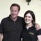 David Cameron, con Francesca Ariani. (Foto: EFE)