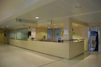 Interior del Hospital Comarcal de Valdeorras. (Foto: LUIS BLANCO)