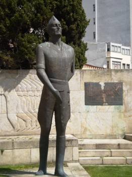 La estatua de Millán Astray que fue retirada el pasado año de A Coruña. (Foto: ARCHIVO)