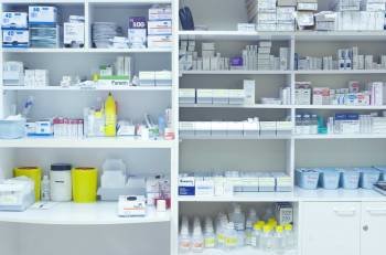 Medicamentos en la farmacia de un centro hospitalario. (Foto: ARCHIVO)