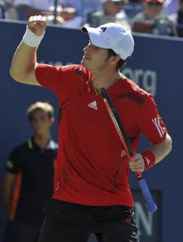 Murray celebra la clasificación para las semifinales. (Foto: JASON SZENES)