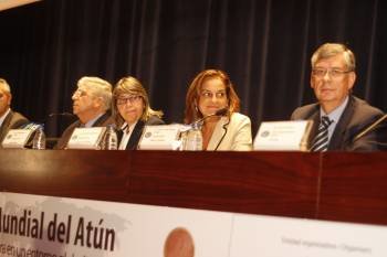 La Fuente, Quintana, Iglesias y Vieites, ayer en la clausura de la Conferencia Mundial del Atún en Vigo.
