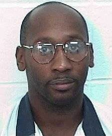 Una imagen sin fecha cedida por el Departamento Penitenciario de Georgia que muestra a Troy Davis, condenado a muerte. (Foto: EFE)