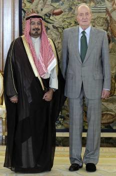 El rey don Juan Carlos y Mohammed Sabah Salem Al-Sabah (Foto: EFE)