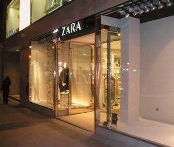 Exterior de una tienda de Zara (Foto: EFE)