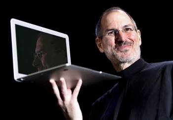Steve Jobs durante la presentación del nuevo Macbook Air, el 12 de enero de 2008. Foto: John G. Mabanglo
