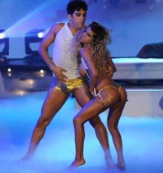 Gran revuelo en Argentina por el desnudo de una bailarina en el programa 'Bailando por un sueño' de Canal 13