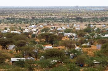 Imagen de archivo tomada el 17 de junio de 2011 del campo de refugiados de Dadaab, al noreste de Kenia (Foto: EFE)