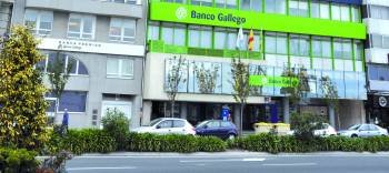 El excedente de personal en los servicios centrales de Banco Gallego es de 45 personas.