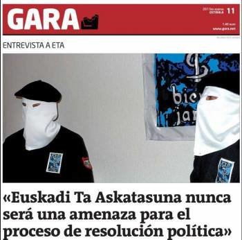Portada del diario vasco que publicó ayer la entrevista con los dos portavoces de ETA.
