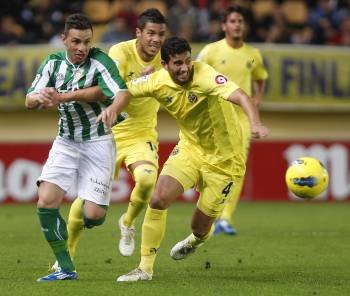 Imagen del partido que enfrentó al Villarreal y al Betis (Foto: EFE)