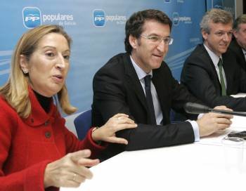 Ana Pastor, Alberto Núñez Feijóo y Alfonso Rueda, en la reunión de la cúpula del PPdeG