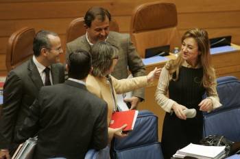 Vázquez, Juárez, Guerra y Quintana felicitan a Fernández Currás tras su intervención en el Pleno