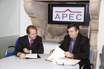Javier García Martínez, socio de Garrigues, y José Luis Campos Novo, presidente de APEC.