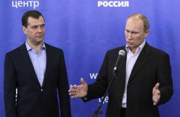 Dmitri Medvédev y Vladimir Putin, durante una comparecencia conjunta en Moscú.