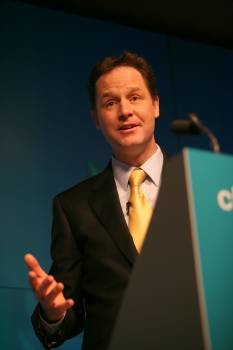 Nick Clegg, viceprimer ministro británico. (Foto: ARCHIVO)