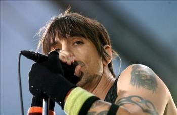 El vocalista de los Red Hot Chili Peppers (Foto: EFE)