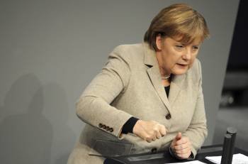 Angela Merkel, durante su intervención en el Parlamento alemán. (Foto: RAINER JENSEN)