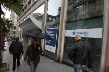 Novacaixagalicia se convertirá en una fundación. En la foto la sede en Vigo.