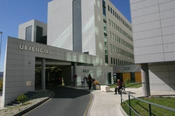 Vista del acceso a Urgencias en el Complexo Hospitalario Universitario de Ourense.  (Foto: JOSÉ PAZ)