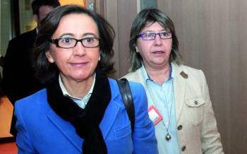 La ministra Aguilar y la conselleira Quintana, ayer a la salida del Consejo de Ministros de Pesca de la UE.