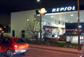 Imagen de una gasolinera Repsol (Foto: Archivo EFE)