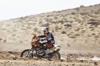 Marc Coma, camino de la victoria en la séptima etapa del Dakar 2012. (Foto: C. DE LUCA)