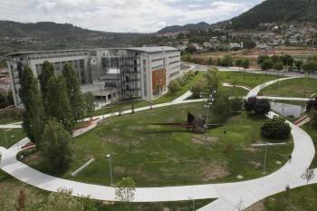 Vista del Campus, en cuyo entorno se encuentra el terreno del litigio. (Foto: MIGUEL ÁNGEL)
