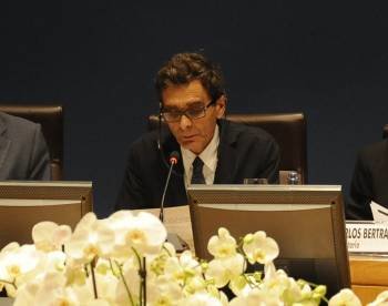 Adolfo Domínguez, durante una presentación de resultados en su empresa. (Foto: MARTIÑO PINAL)
