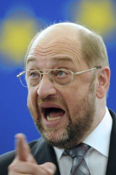 El socialdemócrata alemán Martin Schulz, elegido nuevo presidente del Parlamento Europeo por mayoría absoluta en sustitución del conservador polaco Jerzy Buzek (Foto: EFE)