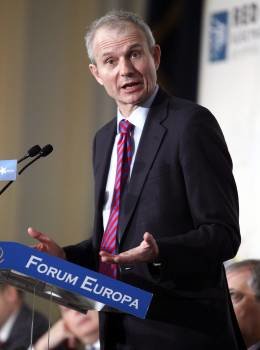 David Lidington, en el Forum Europa. (Foto: ÁNGEL DÍAZ)