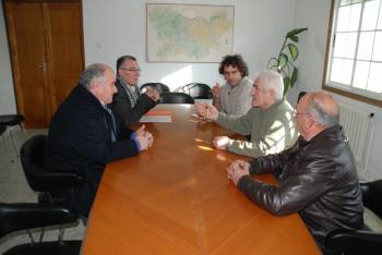 De izquierda a derecha, los alcaldes García Ferradal, Alfredo García, David Rodríguez y Gerardo Rodríguez (Foto: LUIS BLANCO)
