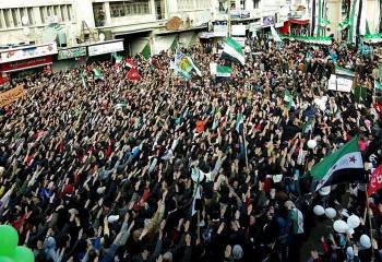 Protesta convocada por los Comités de Coordinación Local, en la ciudad siria de Idib. 