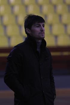 Óscar Vivián, durante el partido contra el Majadahonda. (Foto: MIGUEL ÁNGEL)