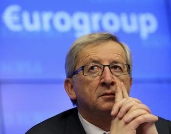 El presidente del Eurogrupo, el primer ministro luxemburgués Jean-Claude Juncker, ofrece una conferencia de prensa sobre el rescate de Grecia (Foto: EFE)