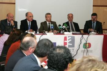 Vázquez, Jiménez Morán, Rueda, Baptista y Gonçalves, durante la clausura de la asamblea. (Foto: MARCOS ATRIO)
