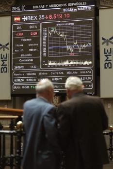 Panel de cotización en la Bolsa de Madrid del Ibex 35 (Foto: efe)