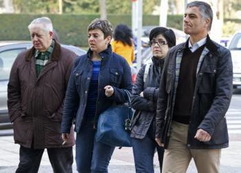 Lirón, Gamallo y Vieira, ayer en la sede de la AECT en Vigo. (Foto: LANDÍN)