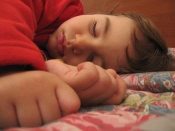 Los trastornos de respiración al dormir influyen en los problemas de conducta. (Foto: ARCHIVO)
