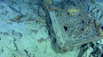 Imagen facilitada por el Canal Historia de una de las más de 100.000 fotografías conseguidas por robots submarinos autónomos durante la última expedición científica, en 2010, al lugar donde se produjo el naufragio del Titanic.