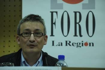 Jaime Cabeza Pereiro, en el Foro La Región del pasado 16 de febrero en Ourense. (Foto: MARTIÑO PINAL)