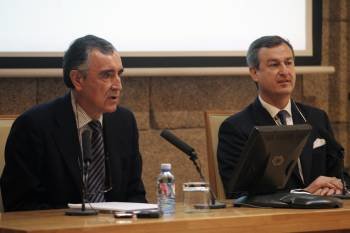 José María Castellano, presidente de Novagalicia, y César González Bueno, consejero delegado. (Foto: ARCHIVO)