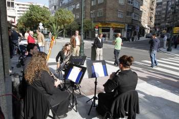 Una de las obras de Movexvial en Vigo, que incluyó banda y música por orden de Abel Caballero.