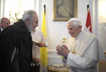 Fidel Castro y Benedicto XVI, momentos antes de su esperadísimo encuentro en La Habana. (Foto: OSSERVATORE ROMANO)