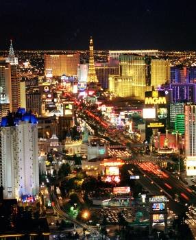 Aspecto que ofrece la avenida central de la ciudad de Las Vegas. (Foto: ARCHIVO)