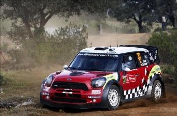 Dani Sordo pilotando el Mini Countryman WRC (Foto: EFE)