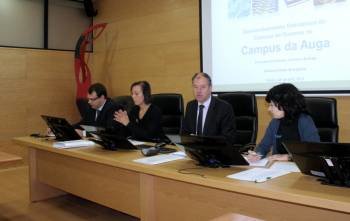 Alberto Vaquero, María Lameiras, Salustiano Mato y Elisa Alén presidieron el Consello de Campus.