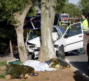 En los intentos de fraude a las aseguradoras hay muchos casos relacionados con accidentes en carretera.  (Foto: ARCHIVO)