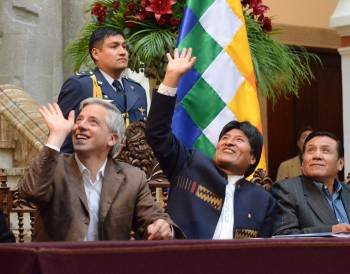 El presidente boliviano Evo Morales, su vicepresidente, García Linera y su ministro de Trabajo, Santalla. (Foto: STR)