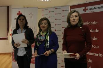 Marisa López Casero, Teresa Rodríguez Babarro y Sofía García-Iturri Tosar. (Foto: XESÚS FARIÑAS)